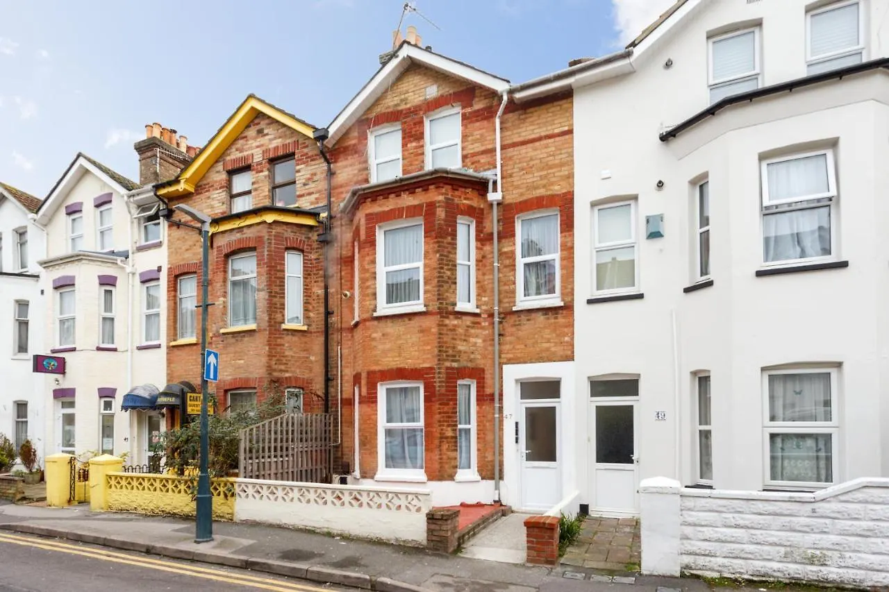 Charming, Well-Equipped Apt - 5 Minutes From Beach Bournemouth 0*,